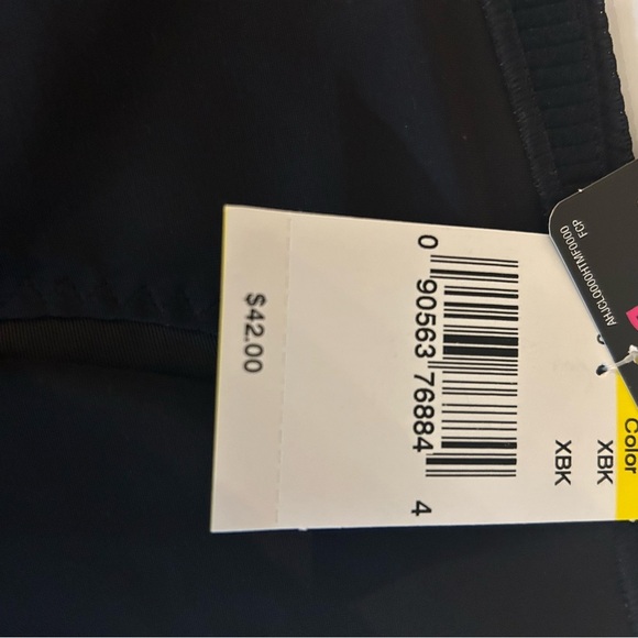 Maidenform Firm Control Hi-Waist Brief - Black. Medium Fits women 8-10 - Picture 9 of 9